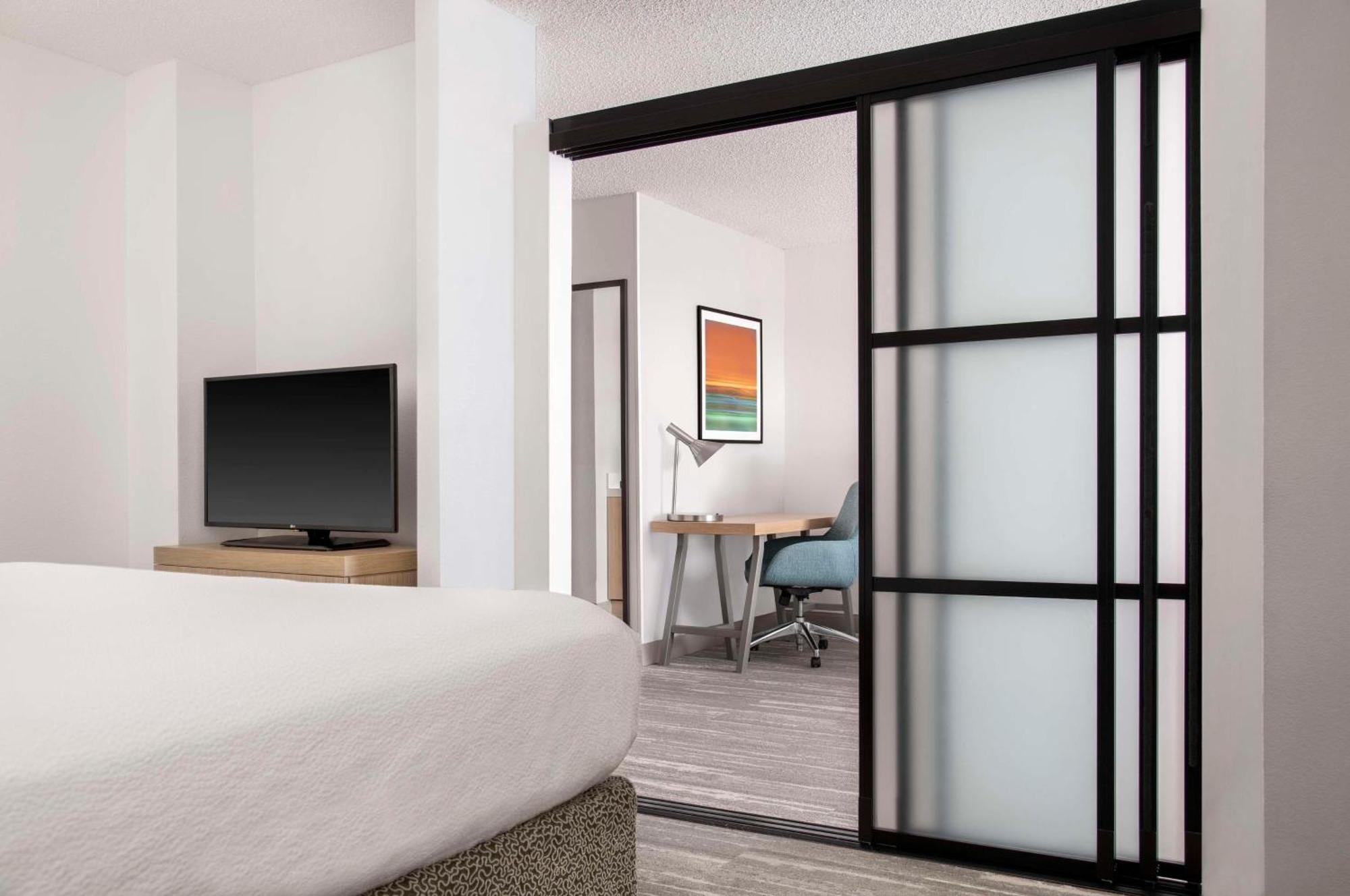 Hilton Garden Inn Denver Airport Aurora Bagian luar foto
